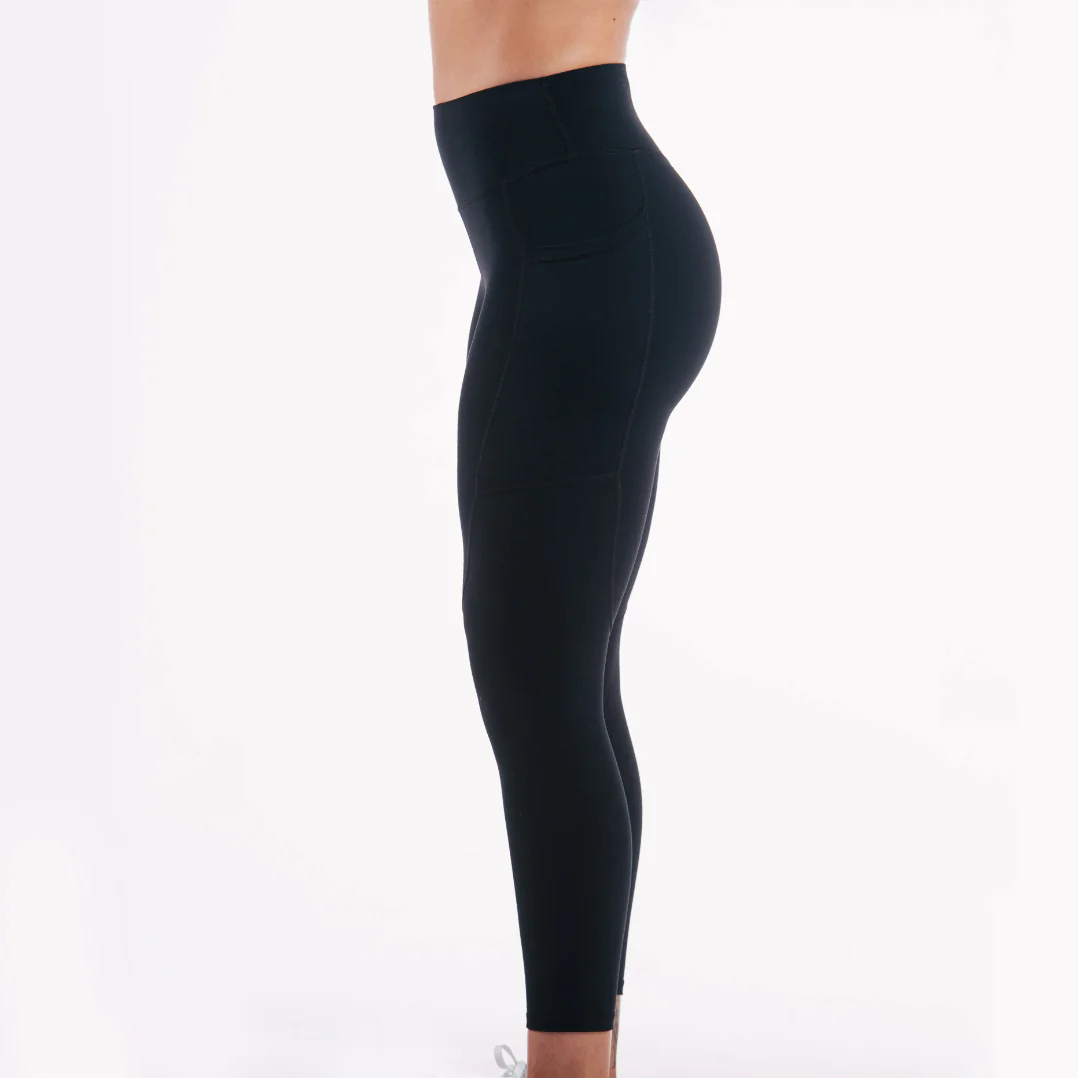 WOMENS ESSENTIAL 7/8 LEGGINGS